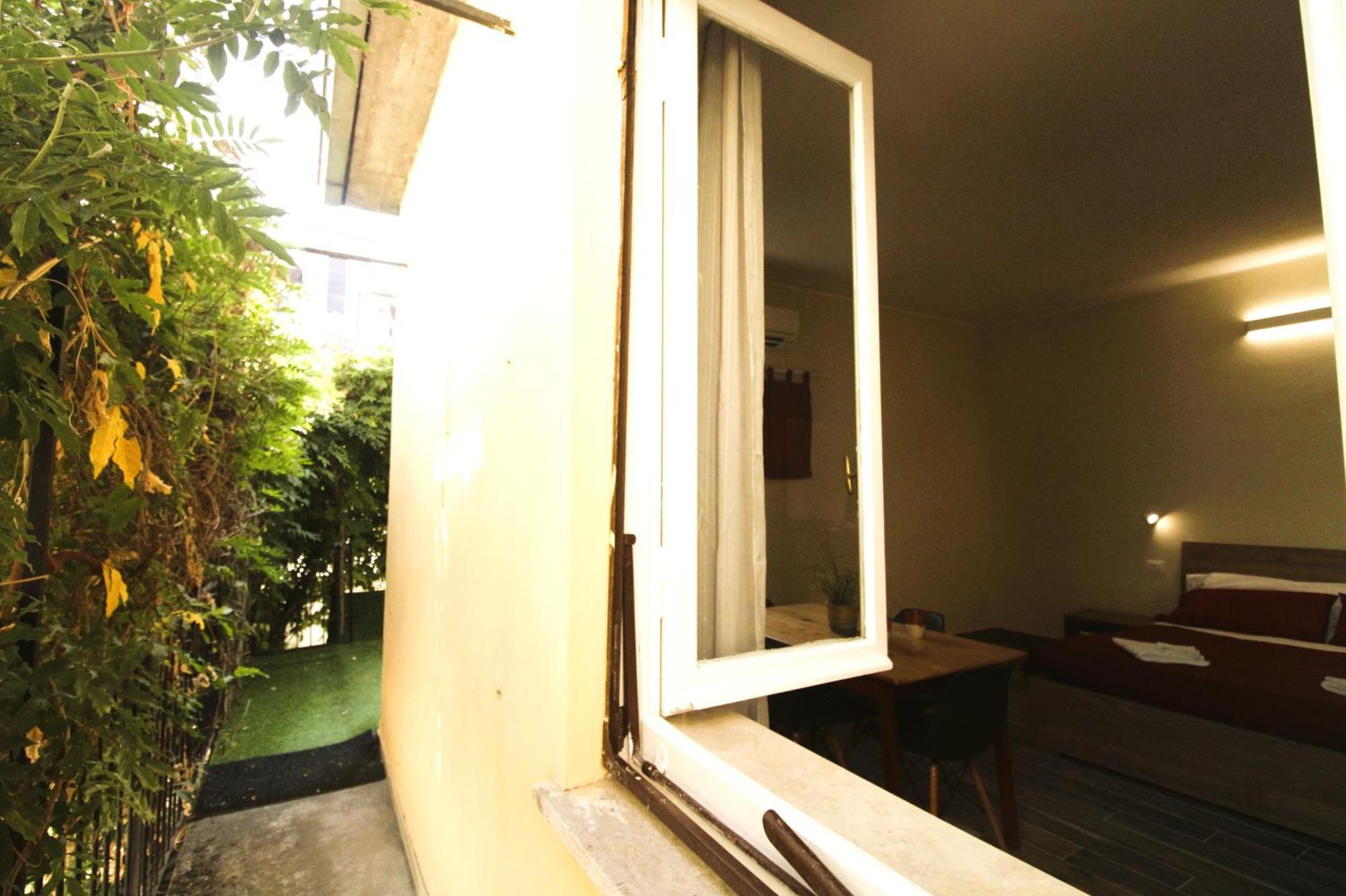 Elegante Suite Con Giardino In Centro Storico Pawia Zewnętrze zdjęcie